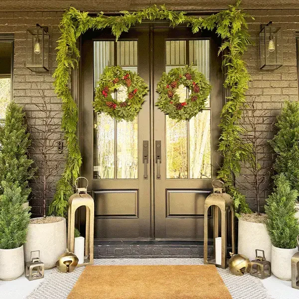 Huge Live Premium Christmas Garland – Decor Steals
