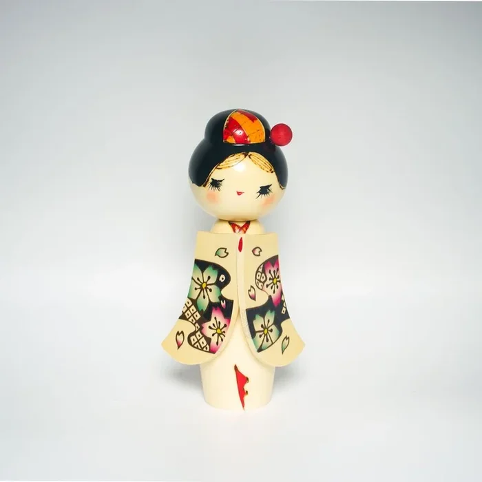 Kokeshi doll “Sakurakomachi(Miss Cherry Blossom)”