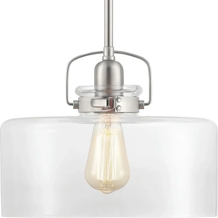 Progress Lighting Calhoun Collection One-Light Pendant (P500152-009)