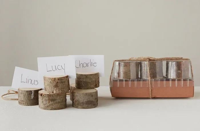 Wooden Place Card Holders – Decor Steals